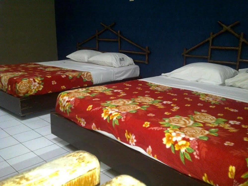 Goodwood Inn Kuching Bagian luar foto